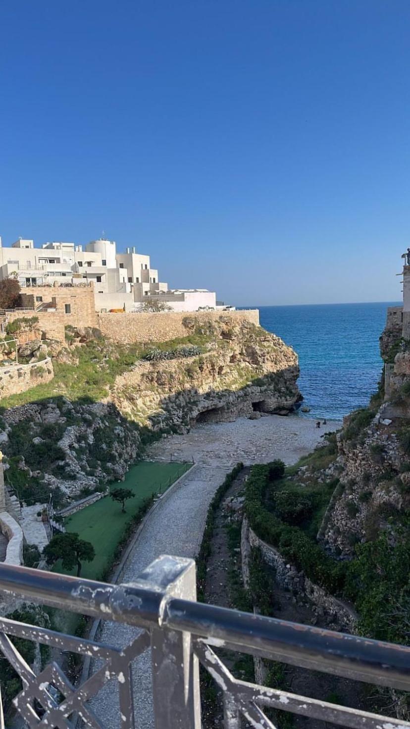 Апартаменты A Un Passo Dal Mare Полиньяно-а-Маре Экстерьер фото