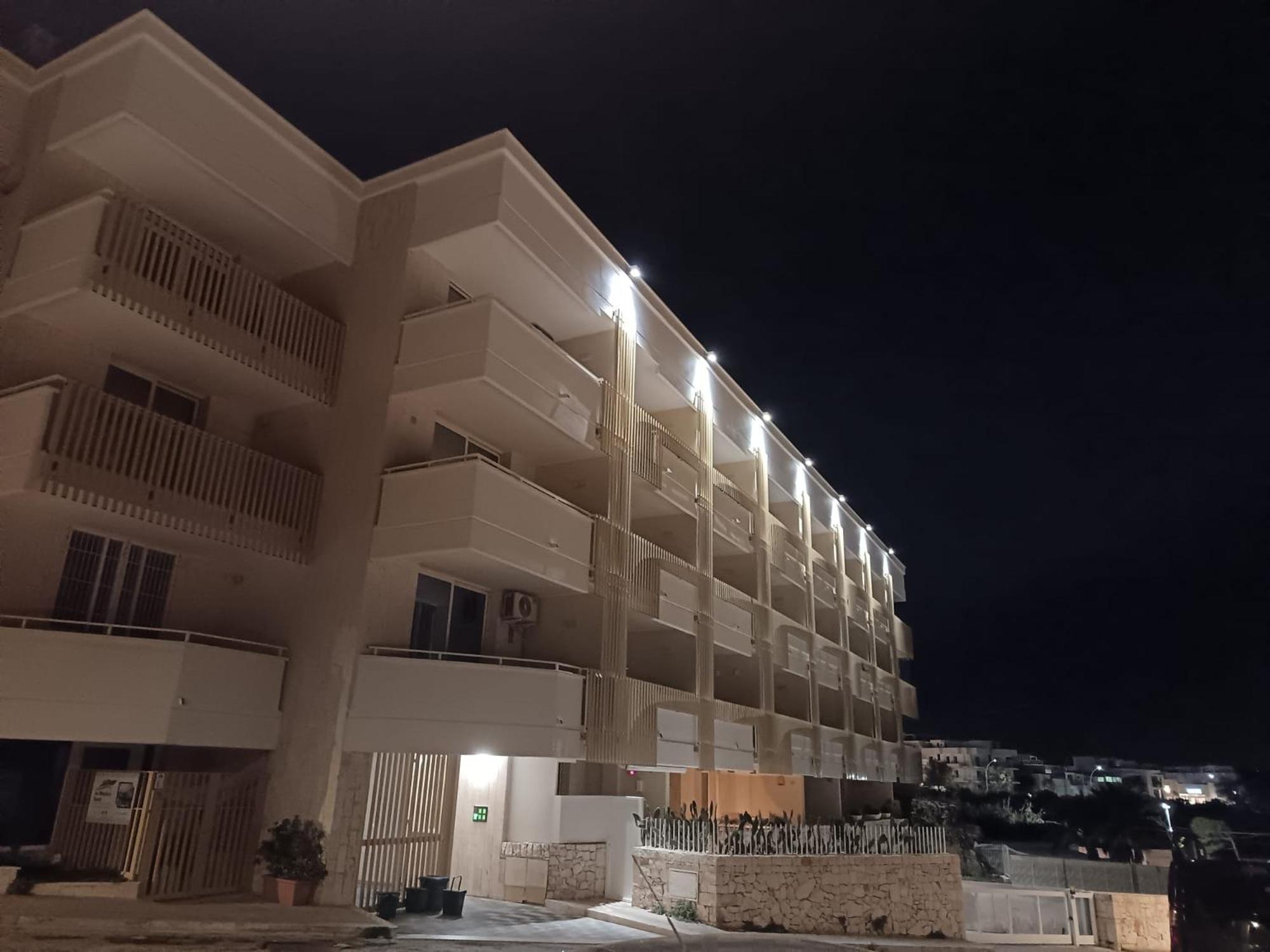 Апартаменты A Un Passo Dal Mare Полиньяно-а-Маре Экстерьер фото